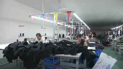 扶貧車間開在家門口 鄉(xiāng)親增收好幾萬